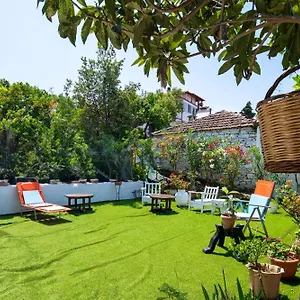 Pela Veranda Exquisite , Νέος Μαρμαράς Ελλάδα