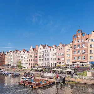 https://apartments-80-828.gdanskhotel.org